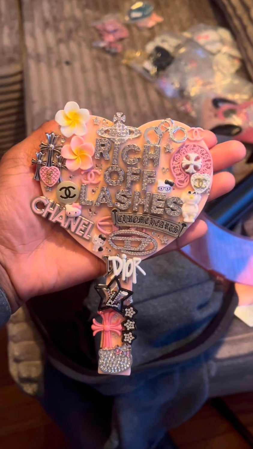 Junky mirror